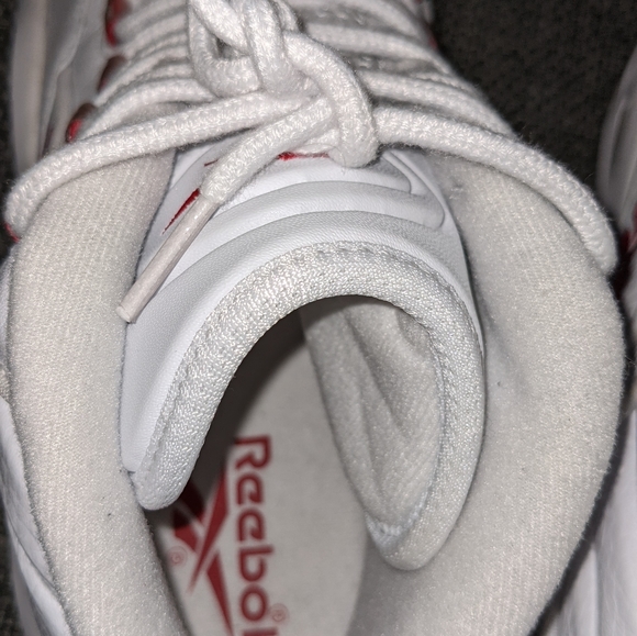 2012 Reebok Question Red Toe Iverson Size 13 DS xi - Picture 8 of 9